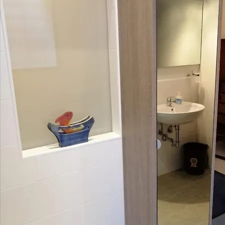 Camera Con Bagno ゲストハウス *